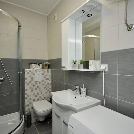 Apartment 3a
